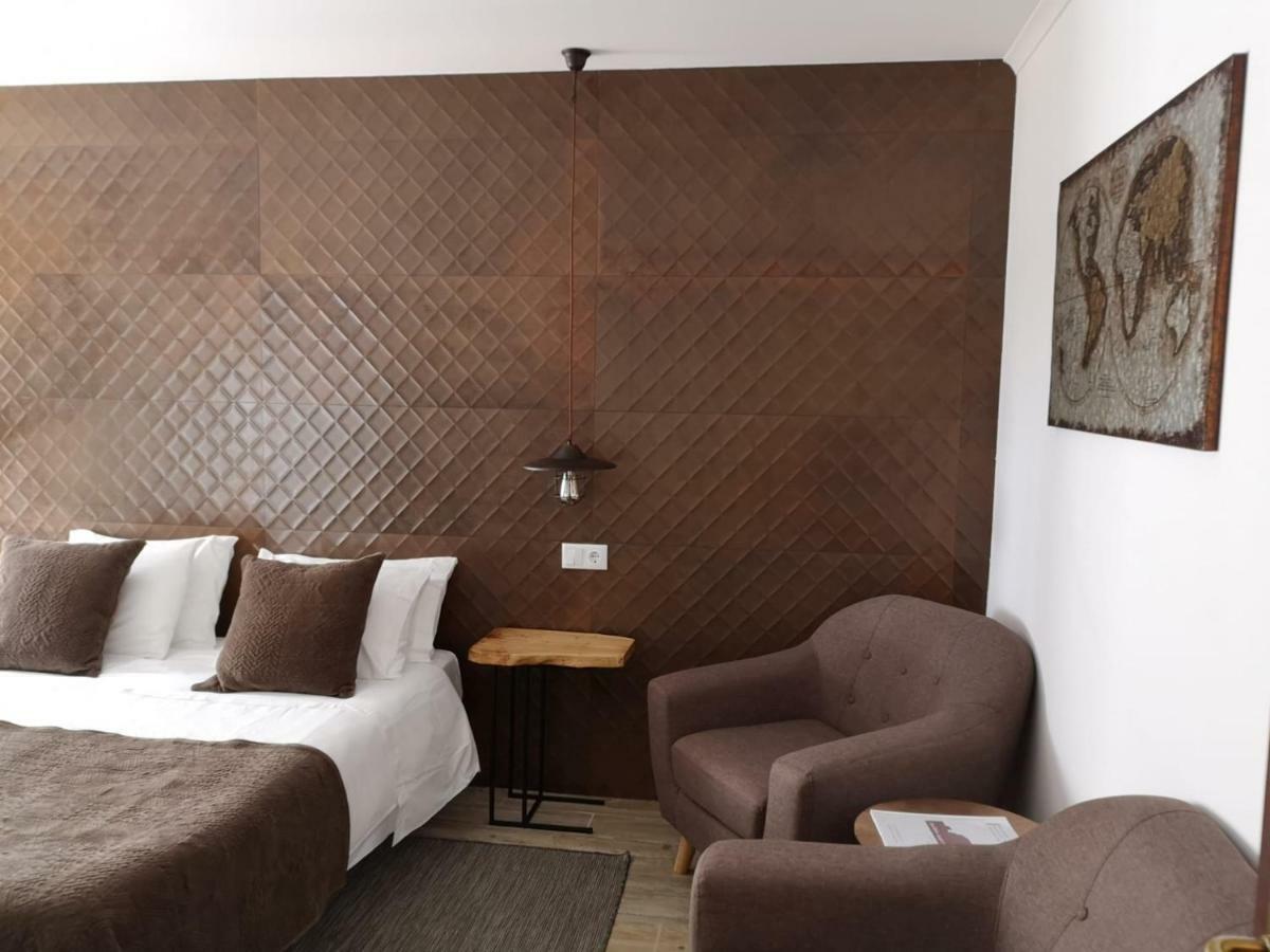 Guilhim Guest House Назаре Екстер'єр фото